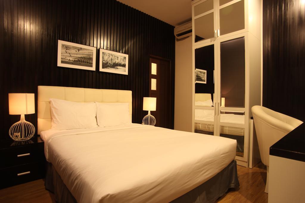 Aha Friday Hotel Le Hong Phong Хошимин Номер фото