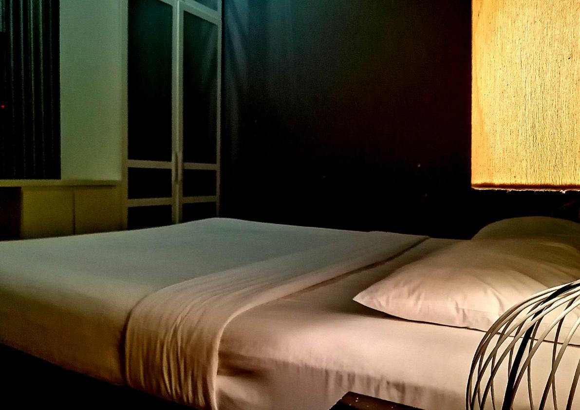 Aha Friday Hotel Le Hong Phong Хошимин Номер фото